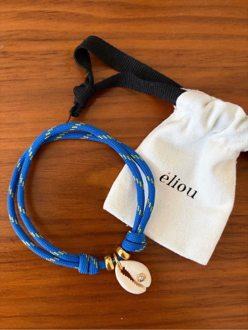 éliou Blue Rope Anklet with Shell & Gold Accents - Picture 2 of 2